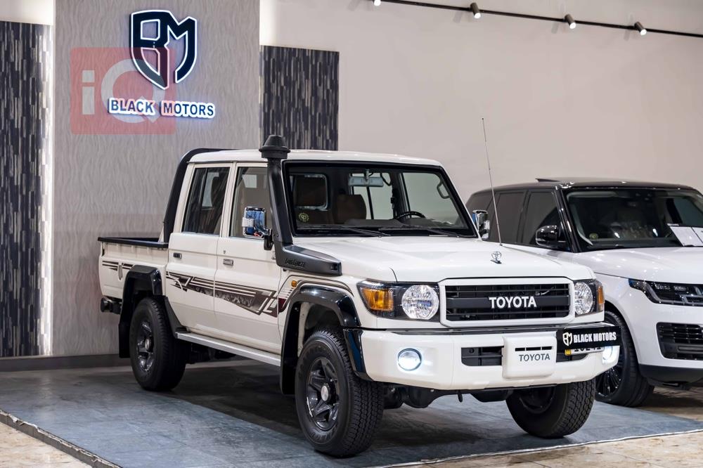 Toyota Land Cruiser Pickup